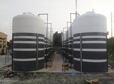 50噸塑料儲(chǔ)罐